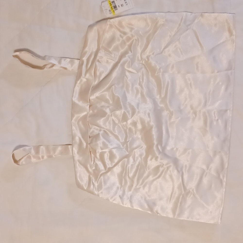 Kasper brand petite lined top. Beige